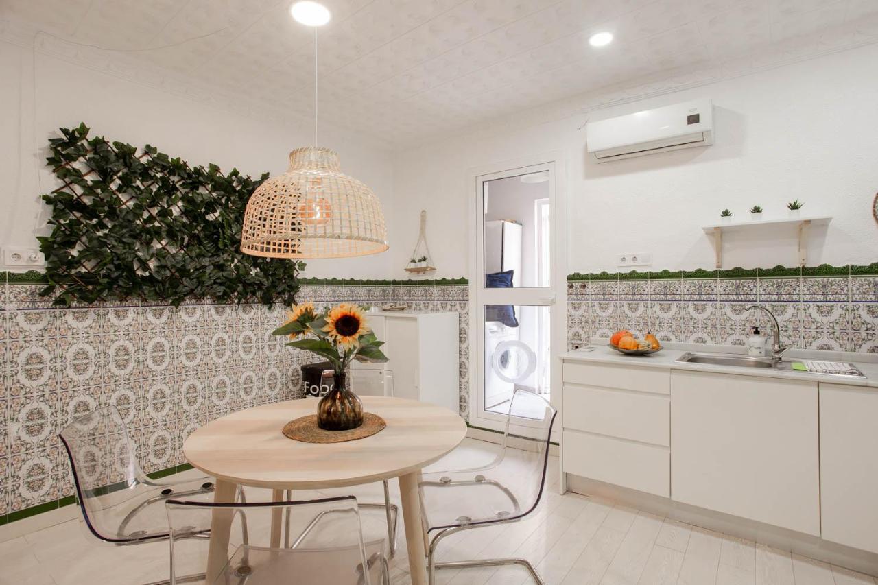 Lovely Home With Sunny Patio Near The Beach Valence Extérieur photo